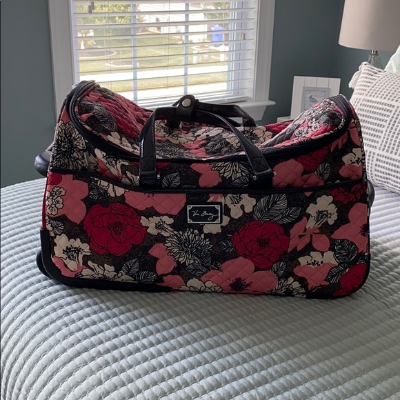 Vera Bradley Mocha Rouge Rolling Duffel 